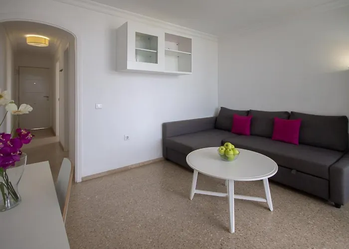 Apartamentos Tarahal